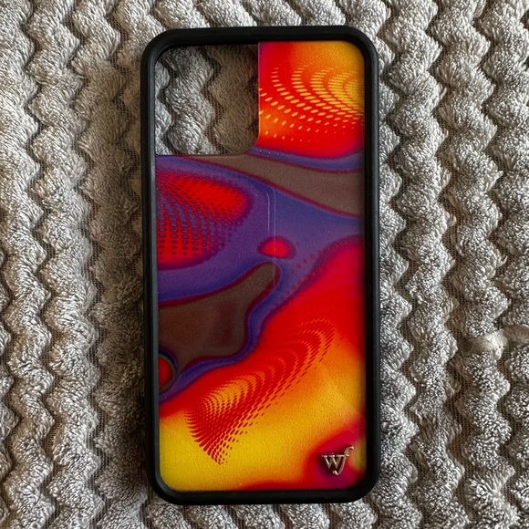 WILDFLOWER IPHONE 12 PROMAX CASES - Picture 3 of 4